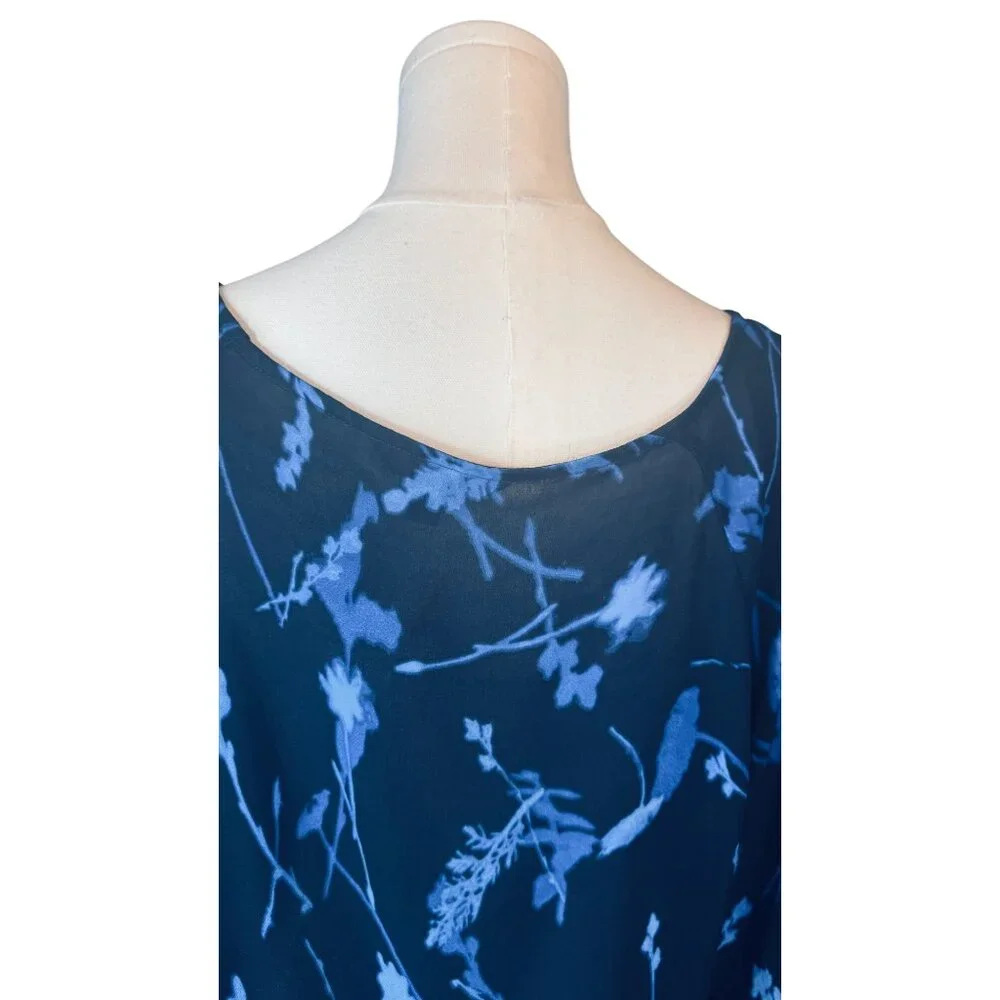 Banana Republic Large Flowy Blue Floral Print Long Bell Sleeve Blouse